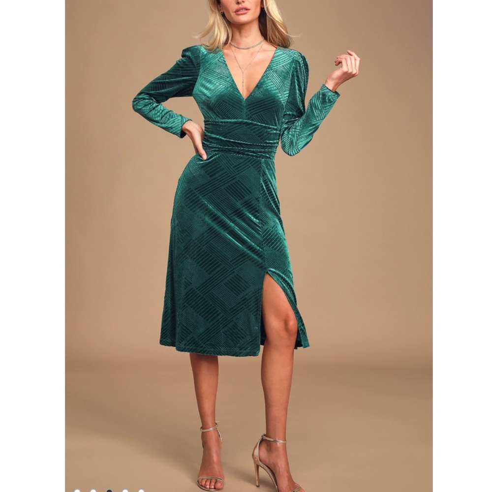 Ali & Jay I'm Nominated Teal Velvet  Midi Dress M